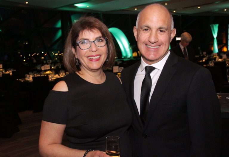 46033156_2056891690999888_8846043028004012032_o_2056891684333222-1024x702